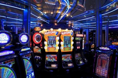 vm 777 Real-Time Multiplier Climb